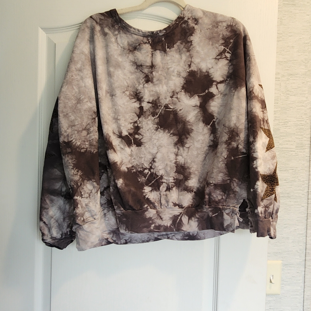 Fantastic Fawn Tie-Dye Long Sleeve Top Size M Euc